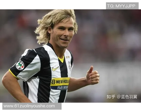 历届足球明星风云榜揭晓他们的辉煌与传奇故事