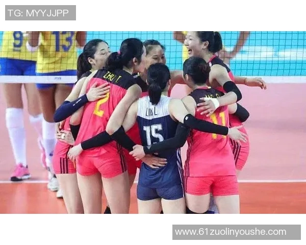 深圳排球队的耐力训练与比赛表现深度剖析 深圳排球队的耐力训练与比赛表现深度剖析